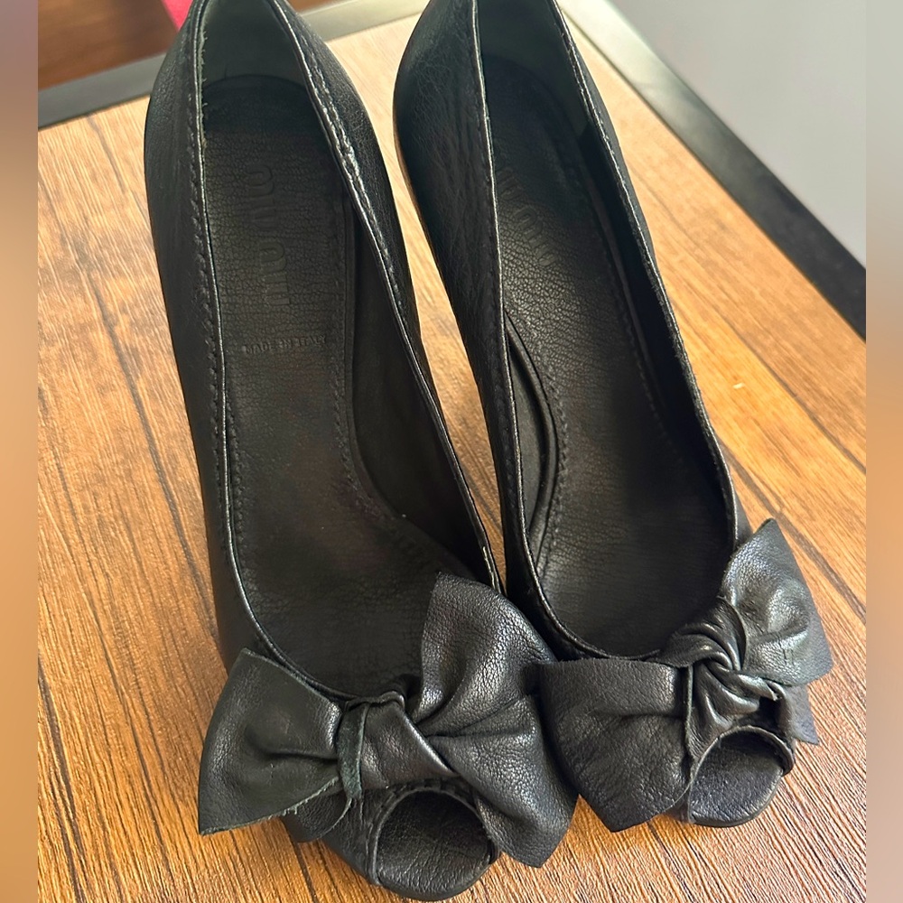 Vintage MiuMiu Bow Heels